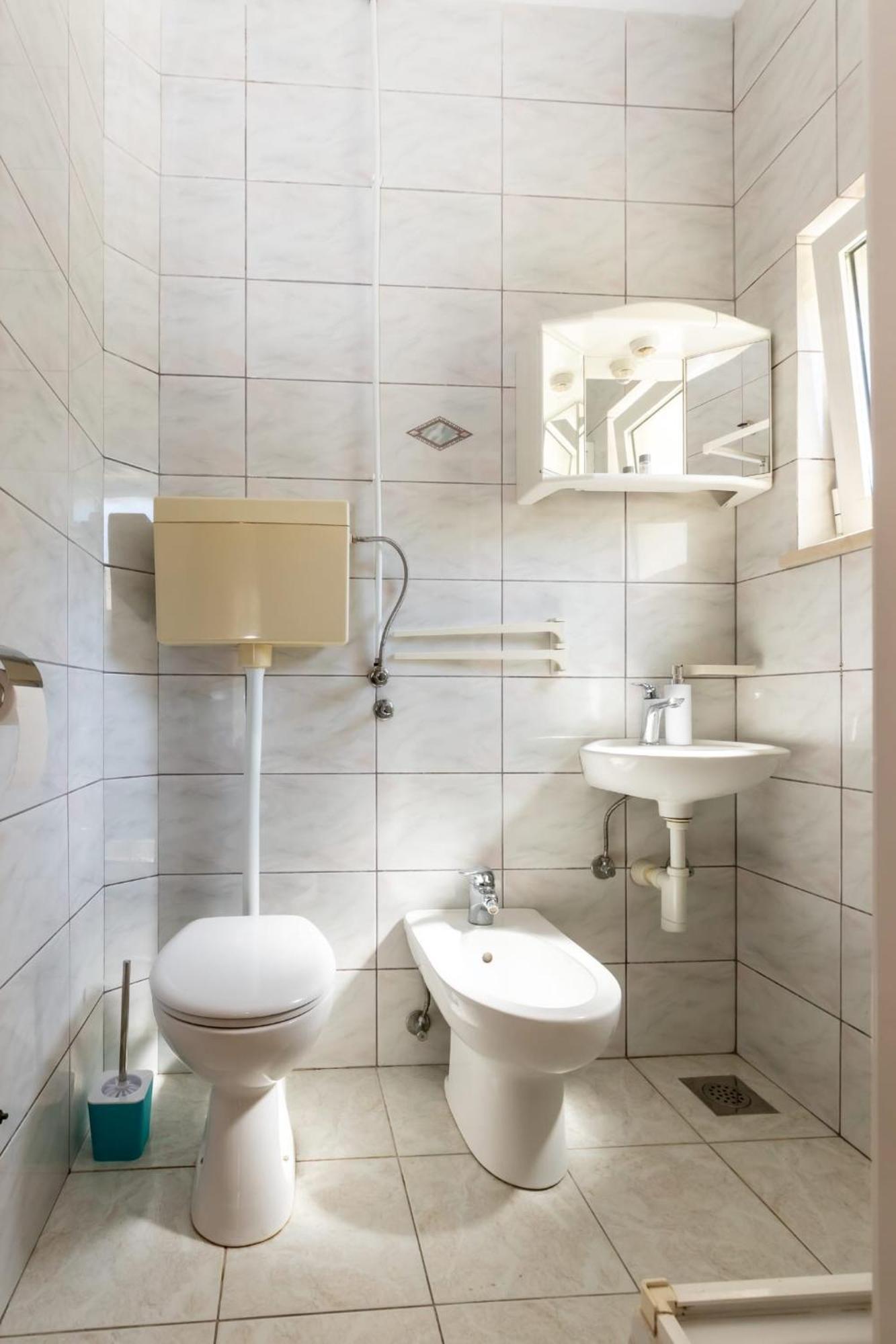 Apartments Dino Kaštela Екстериор снимка